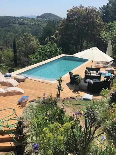 Idyllic Roulotte Hotel Les Assions Campsite